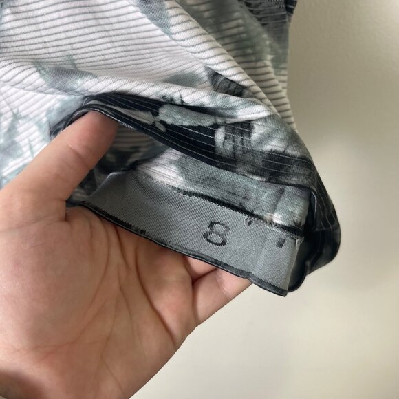 Lululemon Athletic Swiftly Tech Short Sleeve 2.0 Tie Dye Grey Women’s Size 8 - Picture 7 of 7